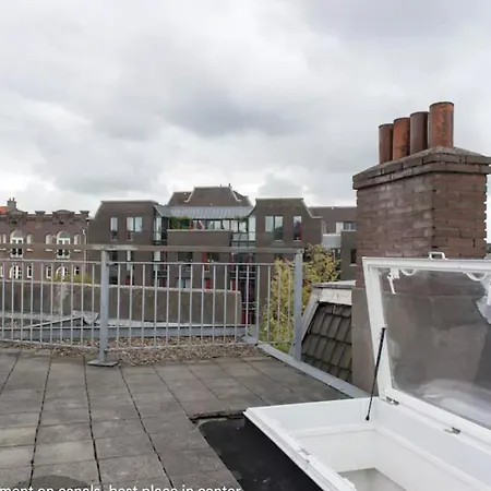Canal Center Loft With Rooftop *